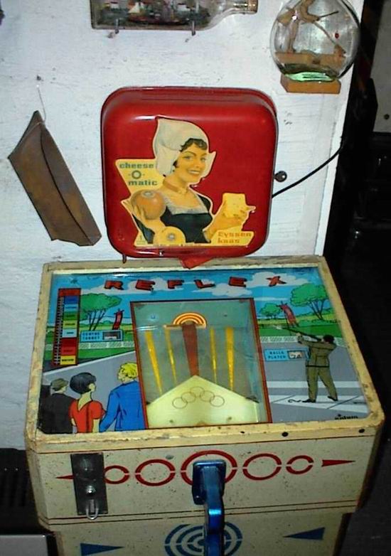 vintage arcade bowling game